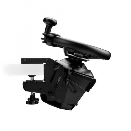 Il SimTask Steering Kit è un supporto per volanti che ti permette di collocare il tuo volante in posizione piana, l'ideale per un'esperienza realistica e coinvolgente nel manovrare veicoli e macchina