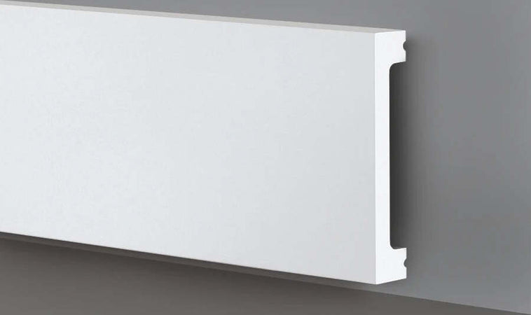 116ml-bancale-di-Battiscopa-SQUADRATO-BIANCO-Passacavo-75x13x2000mm-in-POLIMERI