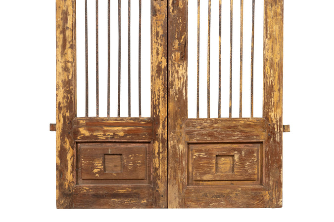Biscottini Porta portone in legno massello e ferro da interno o da esterno vecchia e antica medievale scorrevole