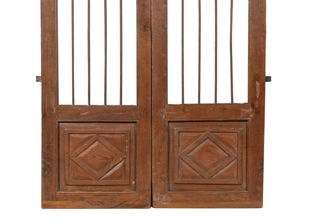 Biscottini Porta portone in legno massello e ferro da interno o da esterno vecchia e antica medievale scorrevole