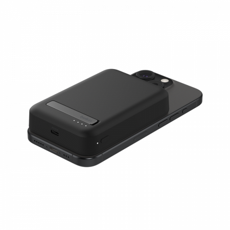 Belkin BoostCharge Pro Carica wireless Nero (10K MAGSAFE POWERBANK W KICKSTANDBLK)