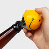 Apribottiglie Smiley â? Palla da biliardo gialla con faccina e inserto in acciaio