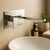 Rubinetto a parete per lavabo quadrato design Manara 3
