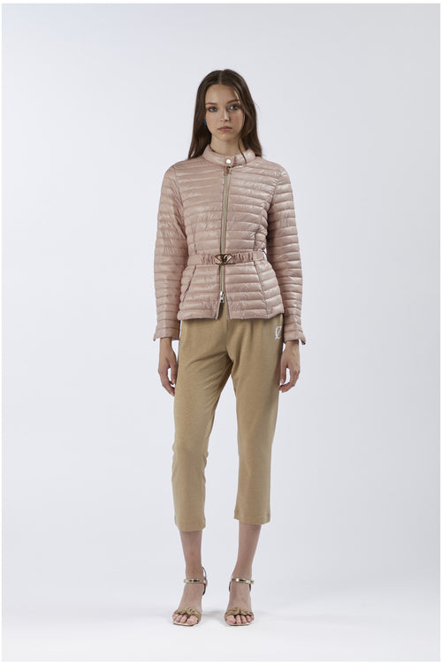 PIUMINO CON CINTURA ELASTICA E FIBBIA LOGATA