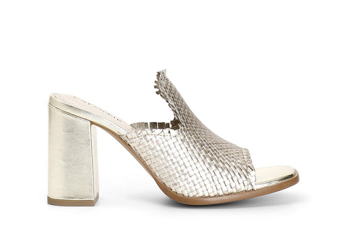 SABOT IN PELLE CON INTRECCIO
