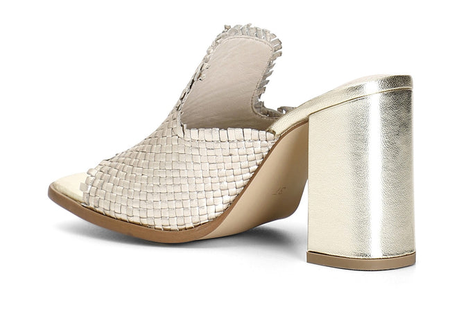 SABOT IN PELLE CON INTRECCIO