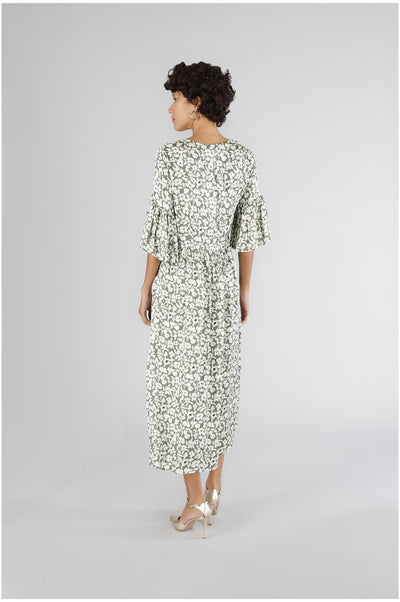 ABITO LUNGO CON SCOLLO ROTONDO IN SATIN