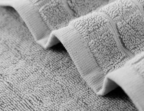 12 Panni Microfibra 40x60cm Panno Pulizia Multiuso Lavaggio Auto Asciugamano Casa, arredamento e bricolage > Pulizia e Bucato > Pulizia Vetri e Superfici Trade Shop italia - Napoli, Commerciovirtuoso.it