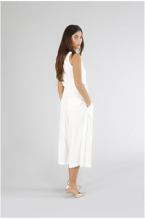 PANTALONI AMPI CON PINCES