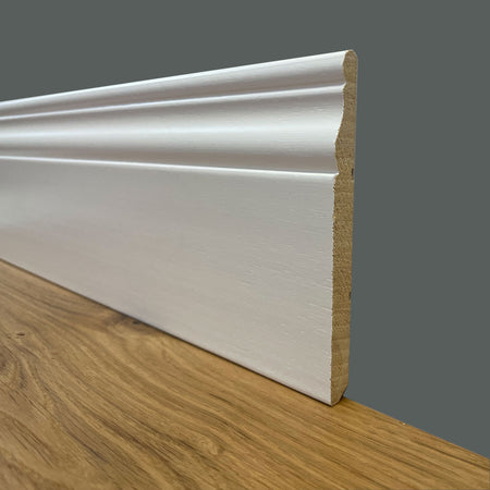 96 metri lineari di BATTISCOPA SLIM laccato bianco in legno MASSELLO DUCALE 120X10