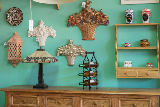 Biscottini Porta bottiglie in ferro battuto finitura nera anticata Cantinetta Offerta