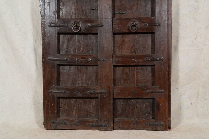 Biscottini Porta portone in legno massello e ferro da interno o da esterno vecchia e antica medievale scorrevole