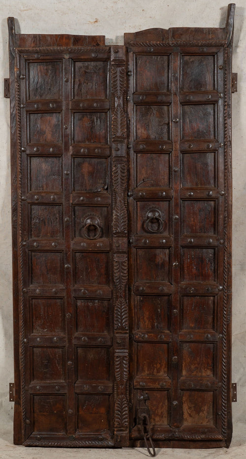 Biscottini Porta portone in legno massello e ferro da interno o da esterno vecchia e antica medievale scorrevole