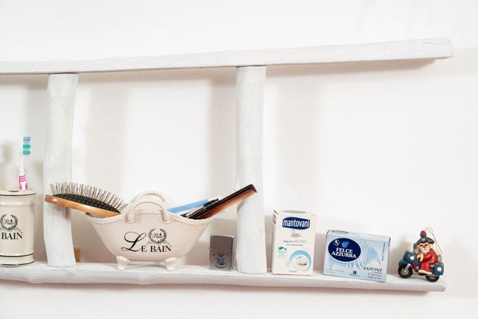 Biscottini Scala in legno finitura bianca anticata L40xPR8xH150 cm dimensioni Riproduce