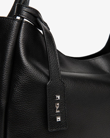 Nero Giardini borsa Hobo in pelle nero I544030D100