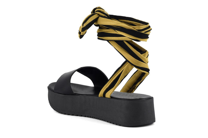 SANDALO FASCIA CON LACCI TESSUTO IN PELLE