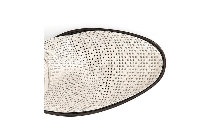 TRONCHETTO FORATO CON ZEPPA INTERNA IN NAPPA