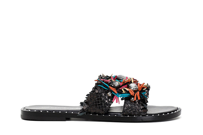 CIABATTA IN PELLE INTRECCIATA CON ACC. STRASS