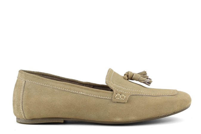 MOCASSINO IN PELLE SCAMOSCIATA CON NAPPINE