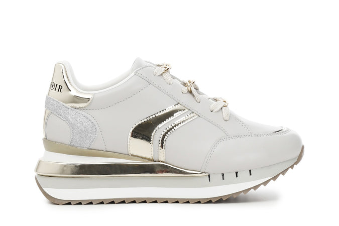 SNEAKERS IN PELLE CON DETTAGLIO CATENA