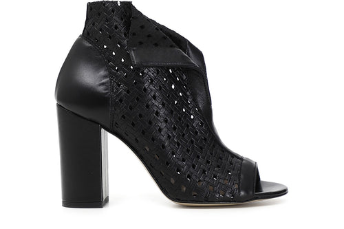 TRONCHETTO SPUNTATO IN PELLE TRAFORATA