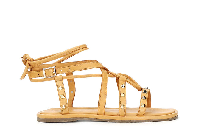 SANDALO SCHIAVA IN PELLE CON BORCHIE