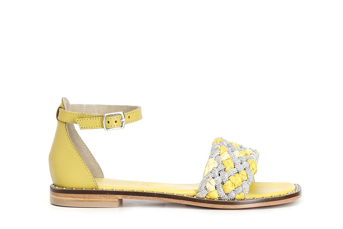 SANDALO CHIUSO DIETRO FASCIA STRASS E RAFFIA INTRECCIATA