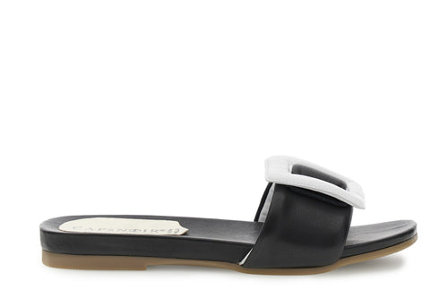 CIABATTA IN PELLE CON FIBBIA FASCIATA IMBOTTITA