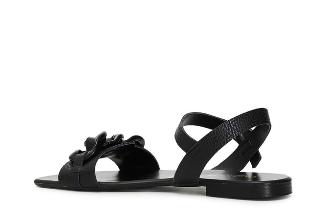 SANDALO IN PELLE CON ACCESSORIO CATENA