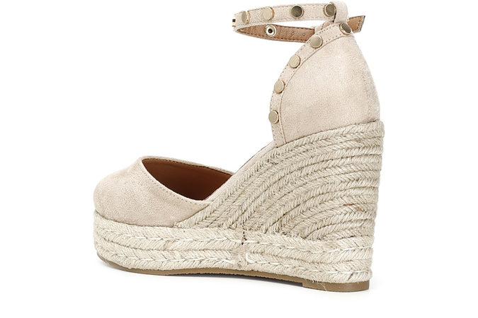 SANDALI IN TESSUTO CON BORCHIE SU ZEPPACORDA