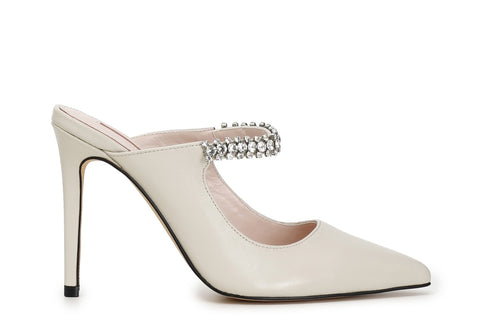 SCARPE IN PELLE APERTO DIETRO CON GIOIELLO