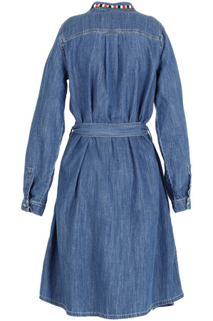 CAMICIA LUNGA CON APPLICAZIONE ALLO SCOLLO