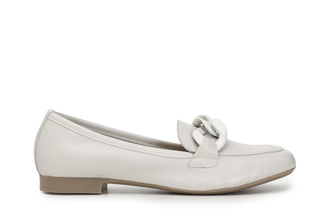 MOCASSINI IN PELLE CON CATENA