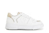 SNEAKERS IN PELLE CON LOGO IN RILIEVO