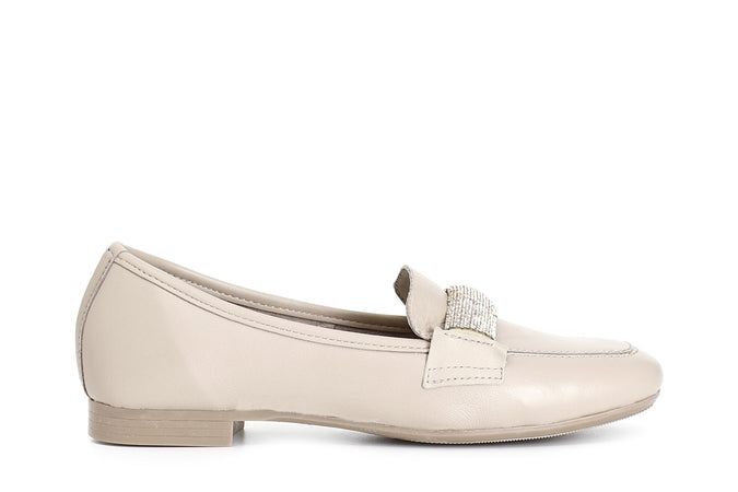 MOCASSINO IN PELLE CON PASSANTE IN MICROSTRASS