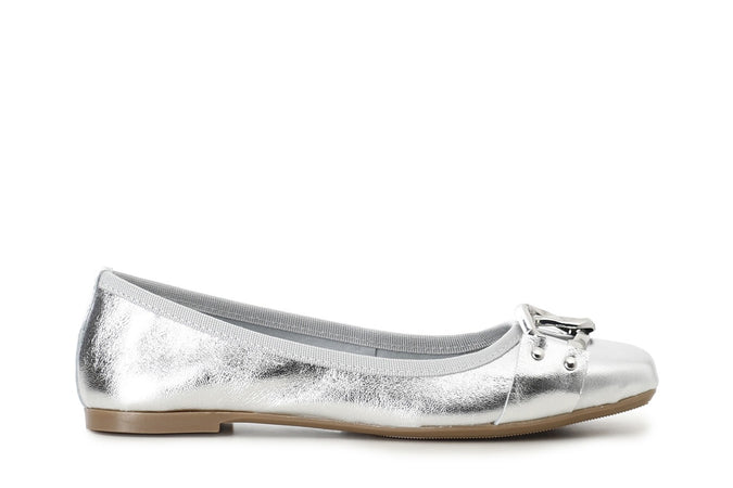 BALLERINA IN PELLE LAMINATA CON CATENA