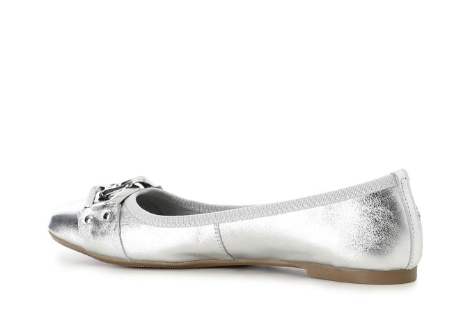 BALLERINA IN PELLE LAMINATA CON CATENA