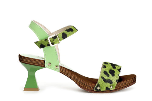 SANDALO IN CAVALLINO MACULATO PELLE VERNICIATA