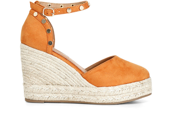 SANDALI IN TESSUTO CON BORCHIE SU ZEPPACORDA