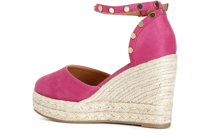 SANDALI IN TESSUTO CON BORCHIE SU ZEPPACORDA