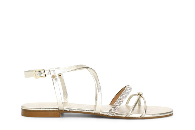 SANDALO METALLIZZATO CON INCROCIO E STRASS