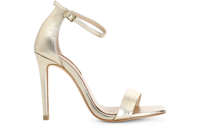 SANDALO IN PELLE CON TOPPONE