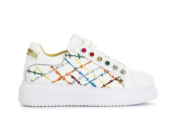 SNEAKERS CON RICAMO E STRASS COLORATI