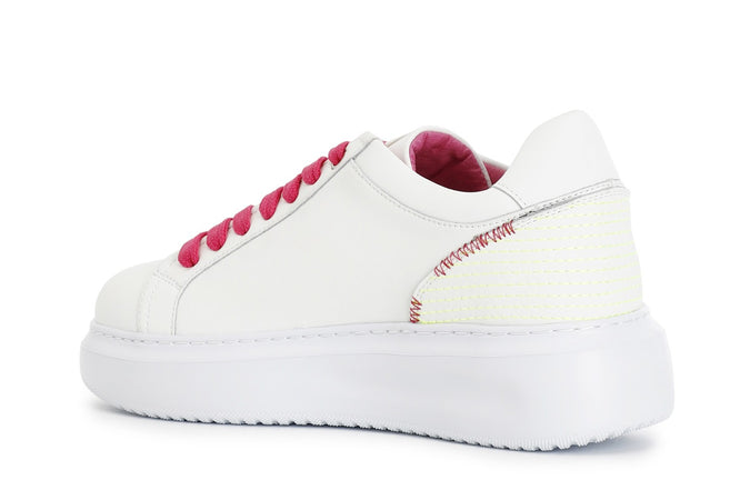 SNEAKERS CON CUCITURE ORNAMENTALI