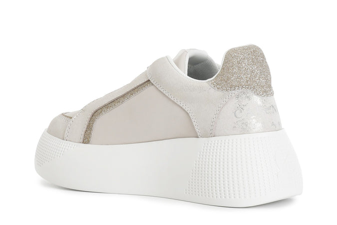 SLIPON IN PELLE SCAMOSCIATA LAMINATA CON RIPORTI GLITTER