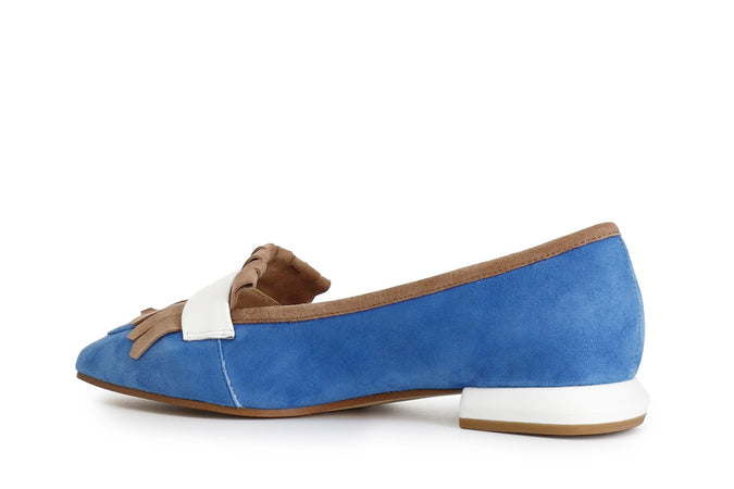 MOCASSINO IN PELLE SCAMOSCIATA CON FRANGIA