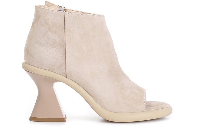 TRONCHETTO IN CAMOSCIO ASIMMETRICO APERTO IN PUNTA