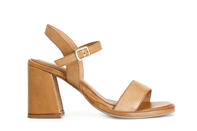 SANDALO IN PELLE