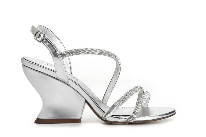 SANDALO ASIMMETRICO CON STRASS EFFETTO LAMINATO