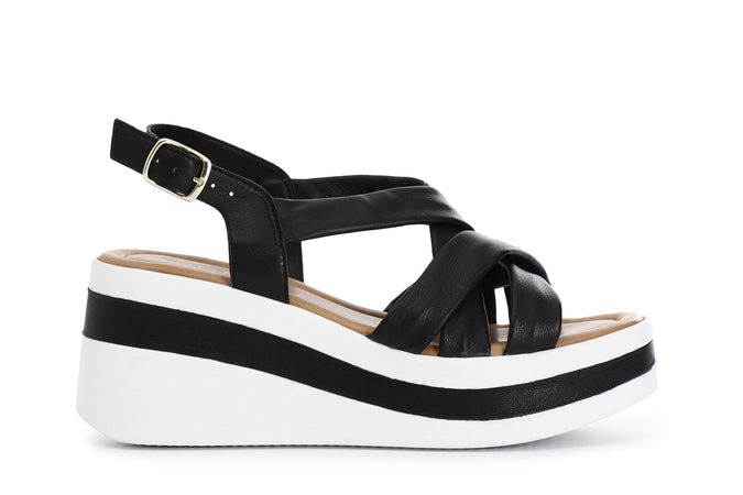 SANDALO IN NAPPA CON INCROCIO